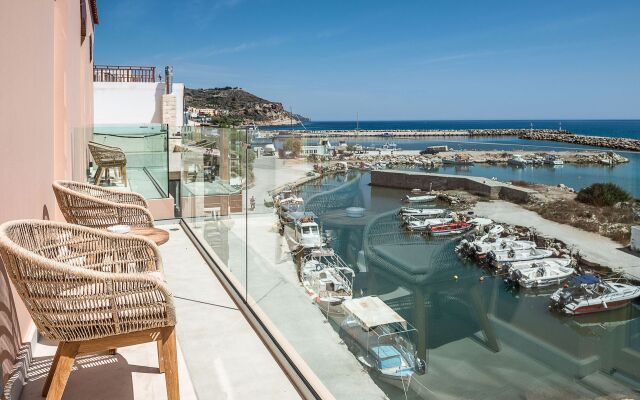 Avra Apartments Kolymbari Harbour