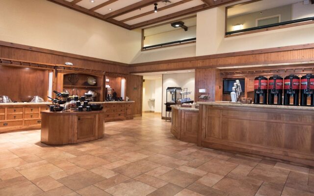 Cabot Lodge Jackson North - a Red Lion Hotel