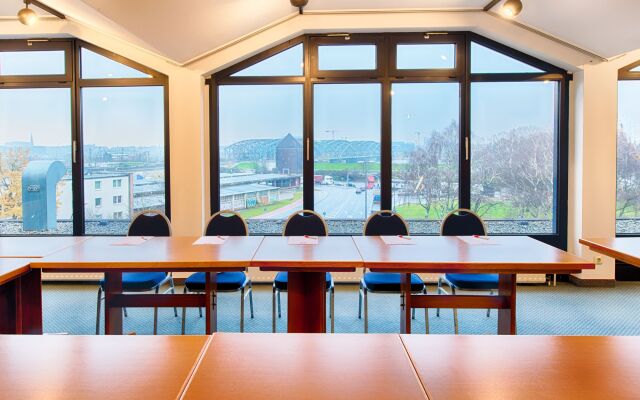 Leonardo Hotel Hamburg Elbbrücken