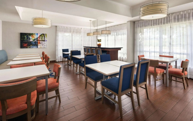 Hampton Inn Minneapolis NW Maple Grove