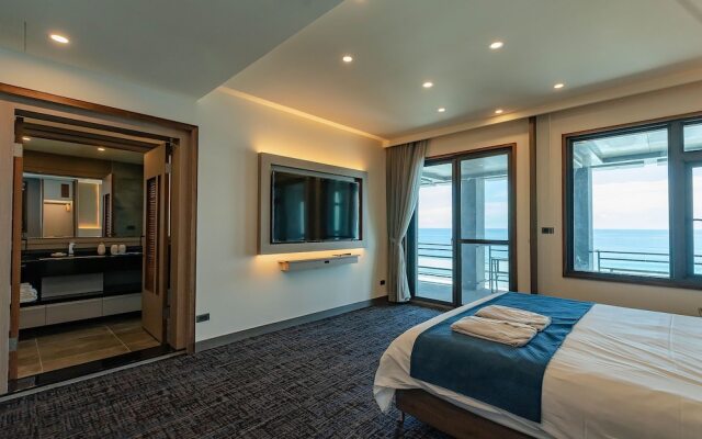 Seaview Villa Coastal Estate