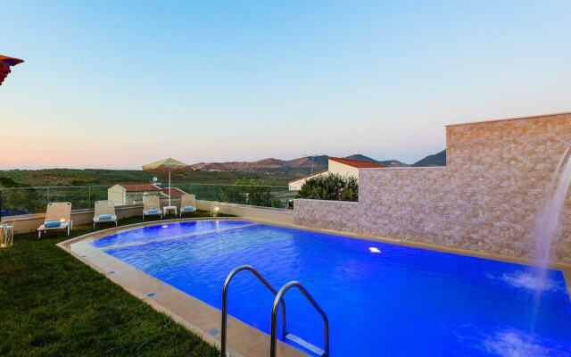 Villas in Crete With Private Pool & Beaches