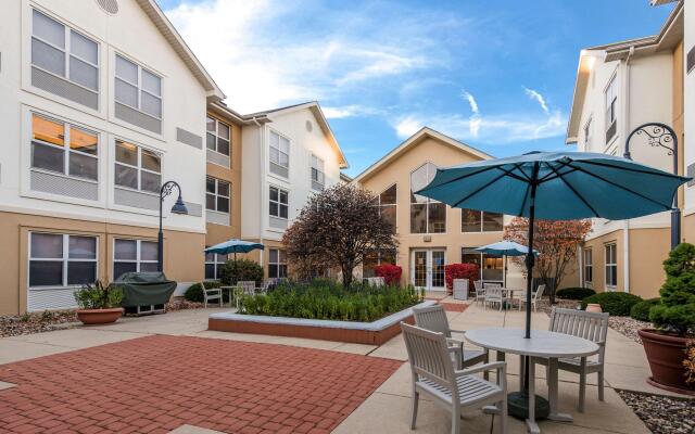 Hampton Inn & Suites Chicago/Hoffman Estates