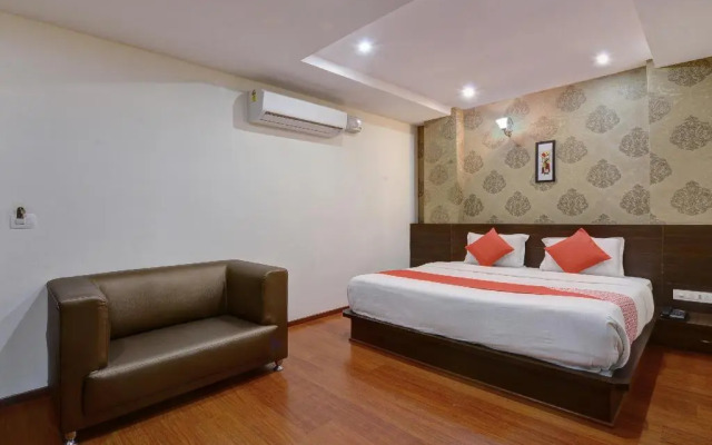 Hotel Samanvi International by OYO Rooms