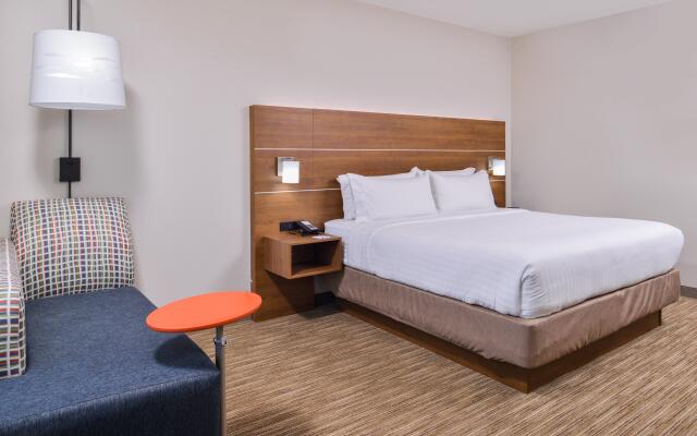 Holiday Inn Express & Suites Siloam Springs by IHG