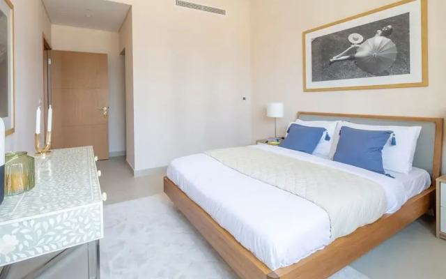 Modern 2BR w/ Tranquil Ambience in Emirates Hills!