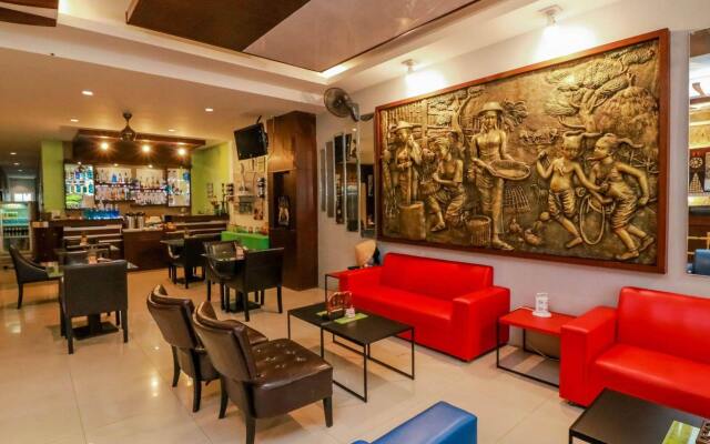 NIDA Rooms Patong Pearl Jung