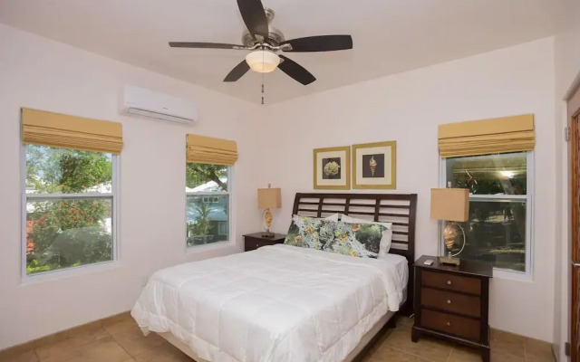 Tortuga Terrace-43 Lawson Rock 3 Bedroom Home by Redawning