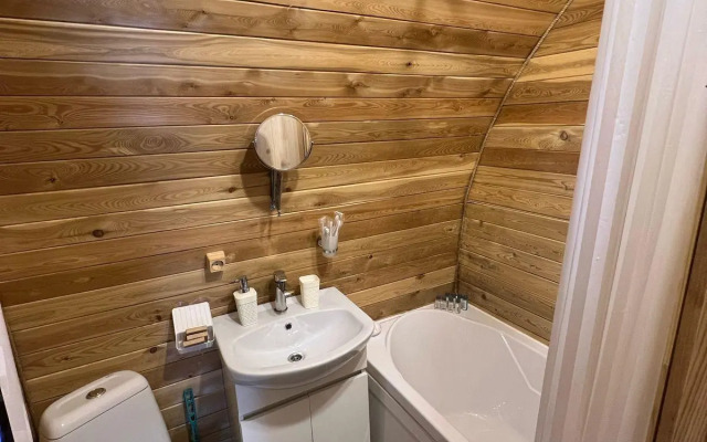 Shrek House (Шрек Хаус)