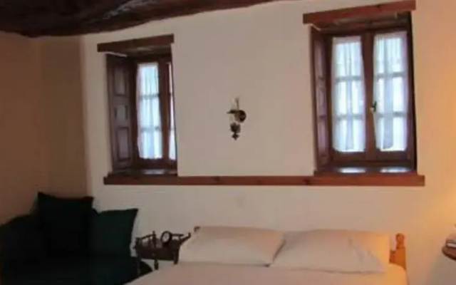 Traditional Rooms Ioannidis