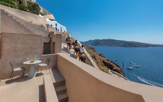 Old Castle Oia