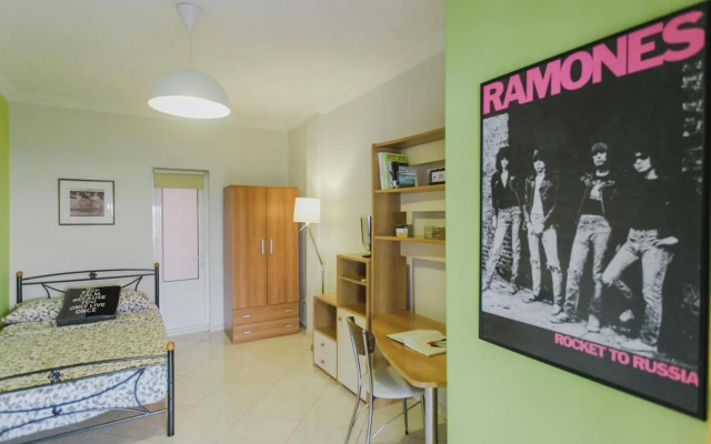 Top floor apartment at the city center