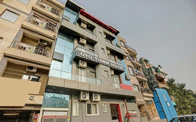 Townhouse 654 The Arrow