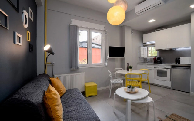 Petit Keramikos Studio - Historic Center