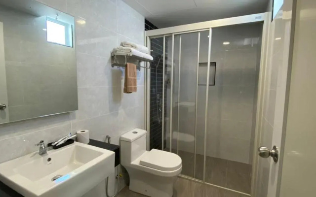 Savana Hotel & Serviced Apartments