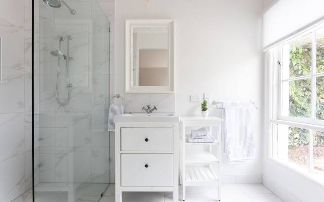 A Cottage In Richmond