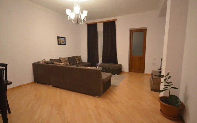 Apartment on Kotetishvili 3 ap 4