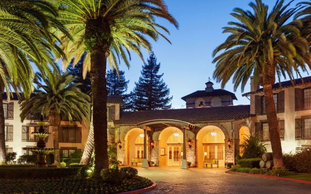 Embassy Suites by Hilton Napa Valley