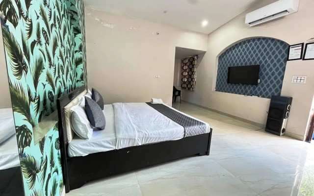 GoBravo 2BR Lux Villa wt Pvt Pool Udapur