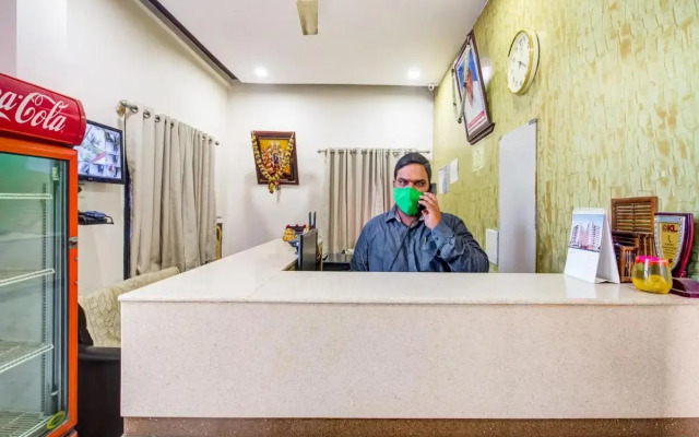 Oyo Hotel M