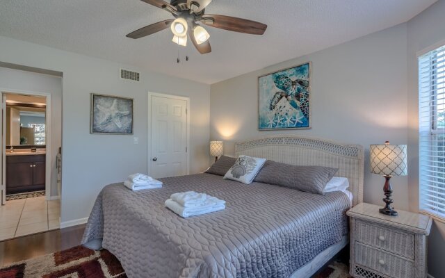 Vista Verde East 2-212