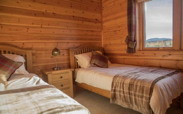 Lorien Lodge