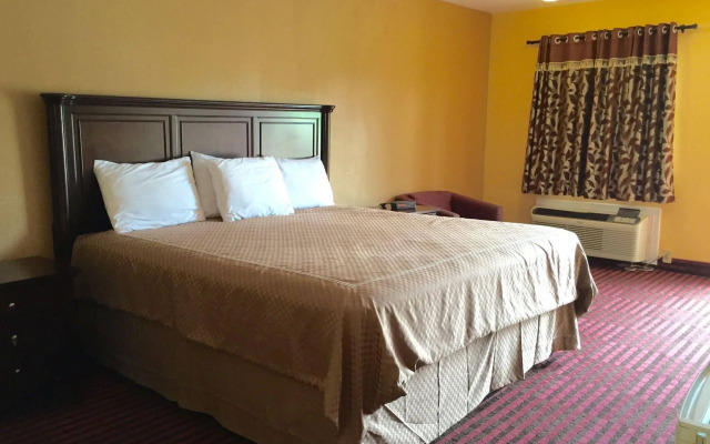 OYO Hotel Jefferson TX Hwy 59