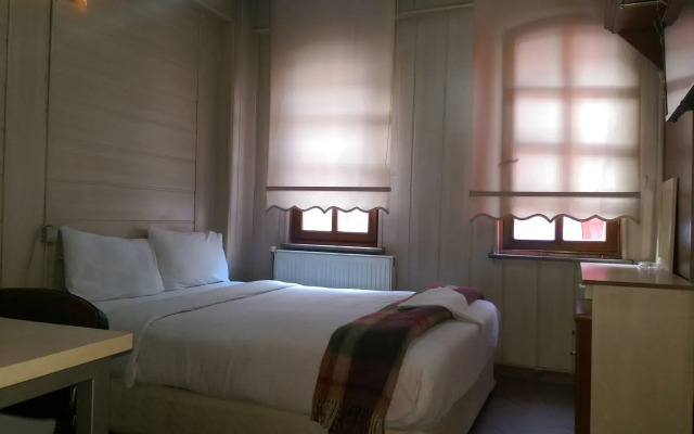 Mevlana Otel