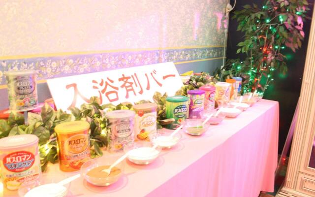 Hotel TROPICAL OSAKA - Adults Only