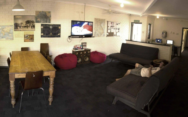 The Shiralee - Hostel