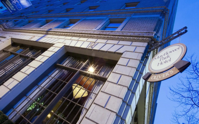 Mayflower Park Hotel