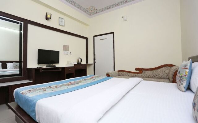 Oyo 9654 Hotel Arco Palace