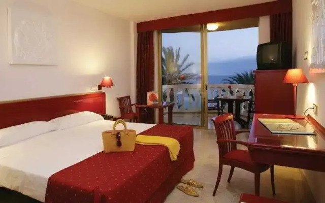 Mare Nostrum Resort