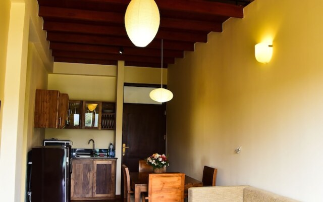 LOTUS Luxury Apartment