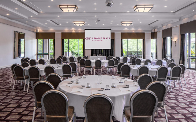 Crowne Plaza Reading