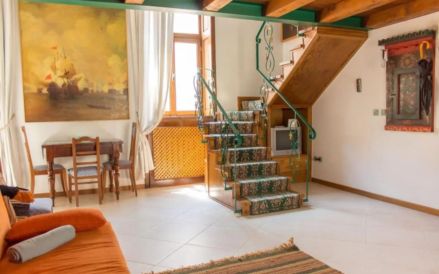 5 Comfortable apartment near old town center