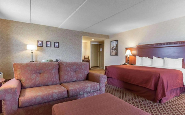 Quality Inn & Suites Bay Front