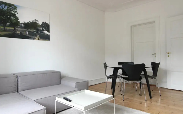 Beautiful 2-bed in Frederiksberg C W Balcony