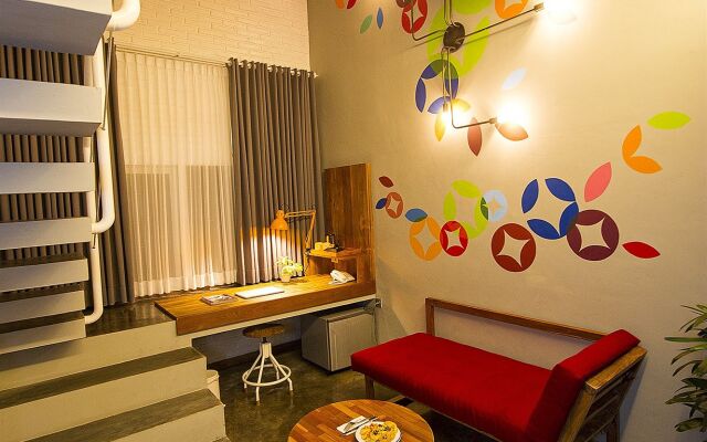 Lokal Hotel & Restaurant