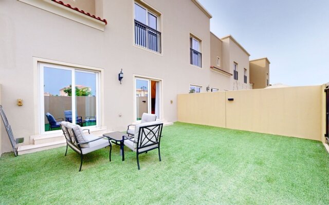 Primestay -3br Villa With Private Garden