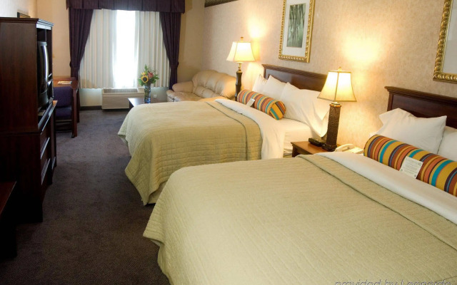 Phoenix Inn Suites - Albany
