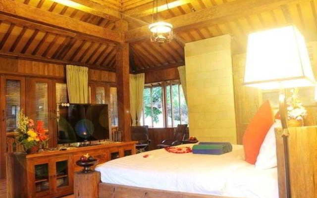 Joy Beach Villas – Guest Rooms – Denpasar