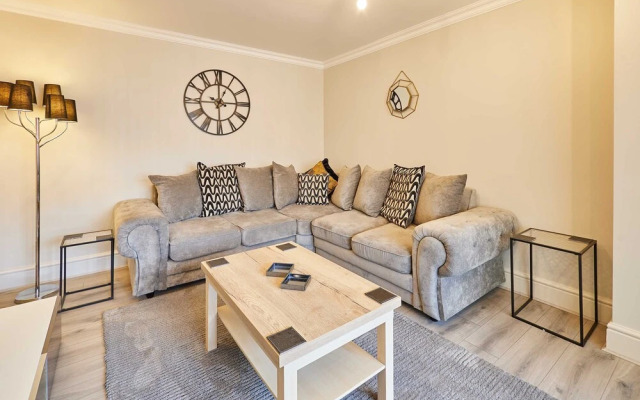 Host Stay Eskdale Escape