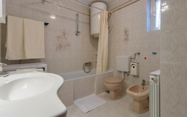 Nice Home in Pula With Wifi and 2 Bedrooms