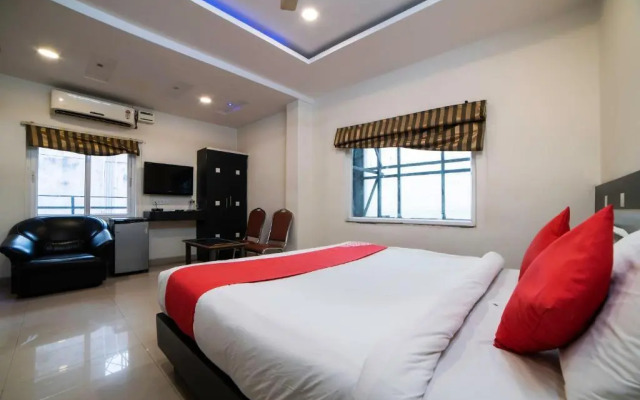 Highway Grand Residency