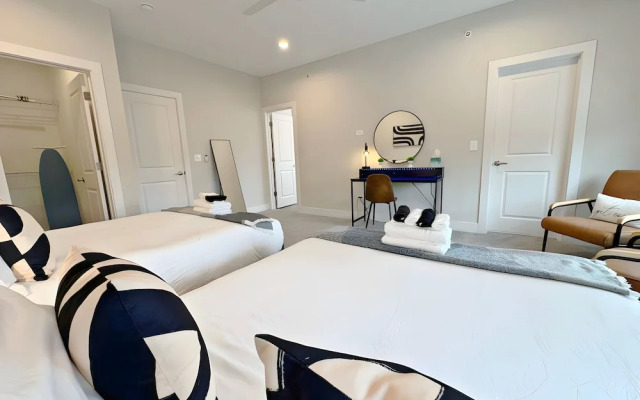 Modern 4BR with Parking - WV rep 4