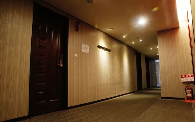 Sparrow Hotel