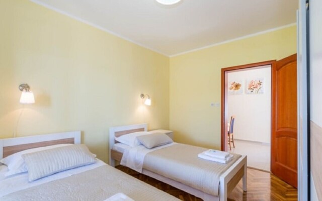 Jope - 60 m From Beach - A2