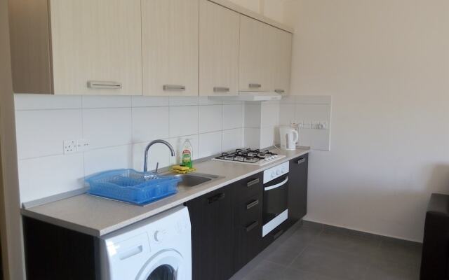 Studio Apartment at Longbeach