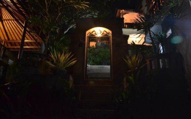 Acarya Bungalows Amed
